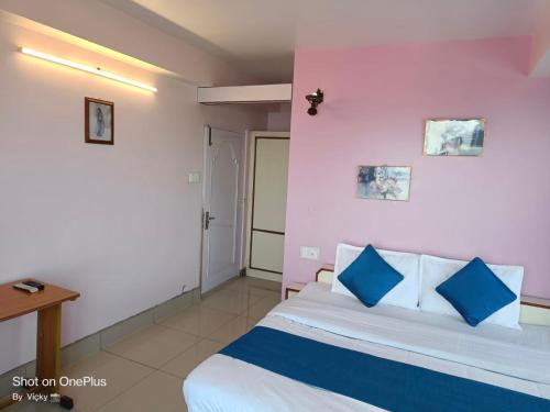 the boho near mall road