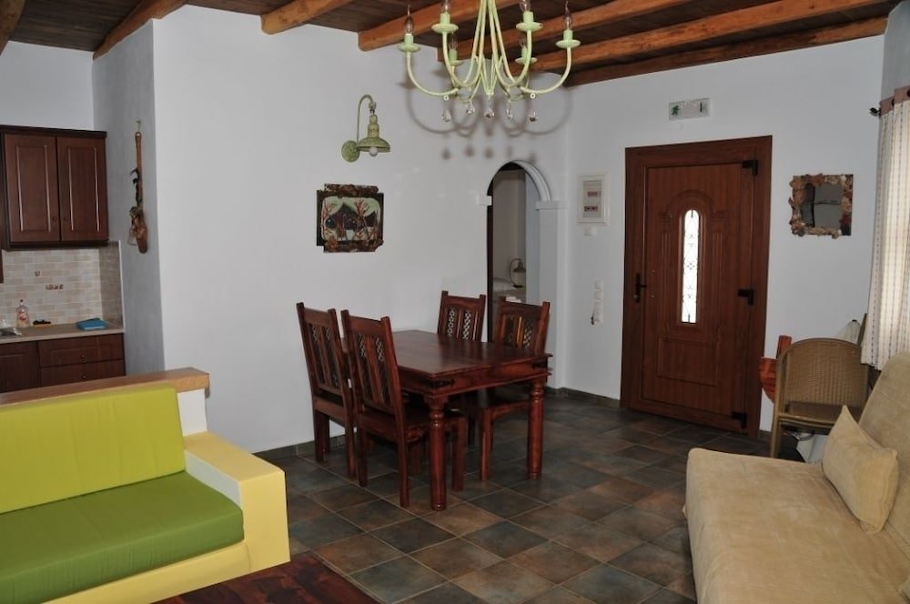 panteli beach studios and apartments