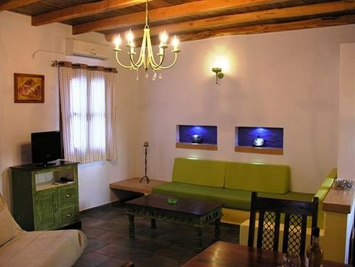 panteli beach studios and apartments