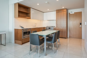 level los angeles downtown south olive