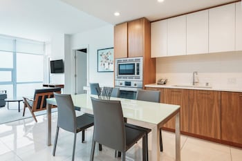 level los angeles downtown south olive