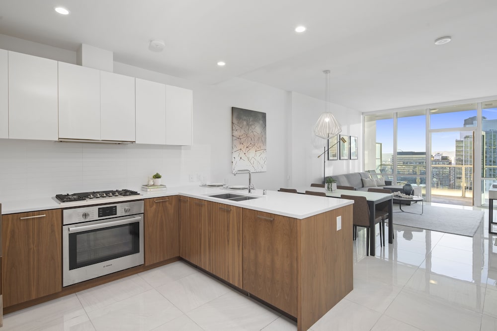 level los angeles downtown south olive