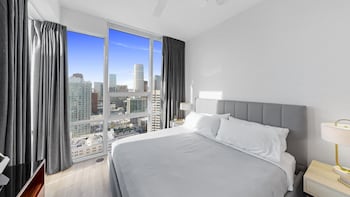 level los angeles downtown south olive