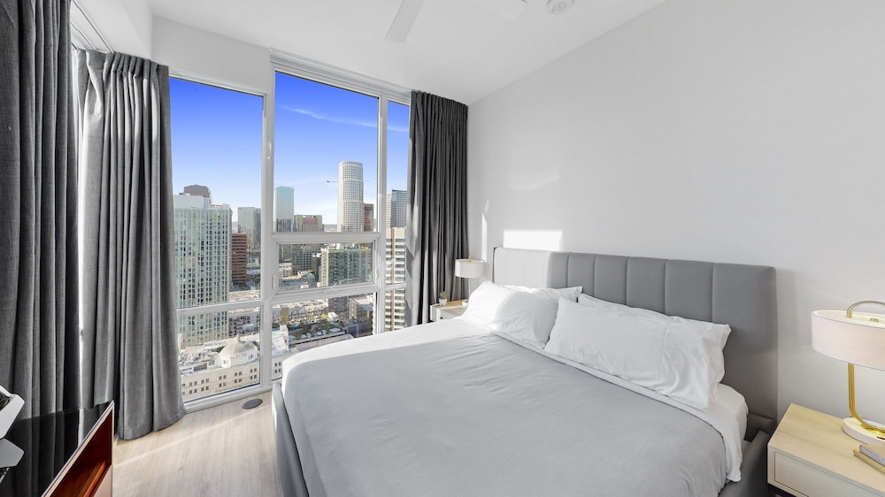 level los angeles downtown south olive