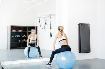 level los angeles downtown south olive