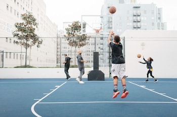 level los angeles downtown south olive