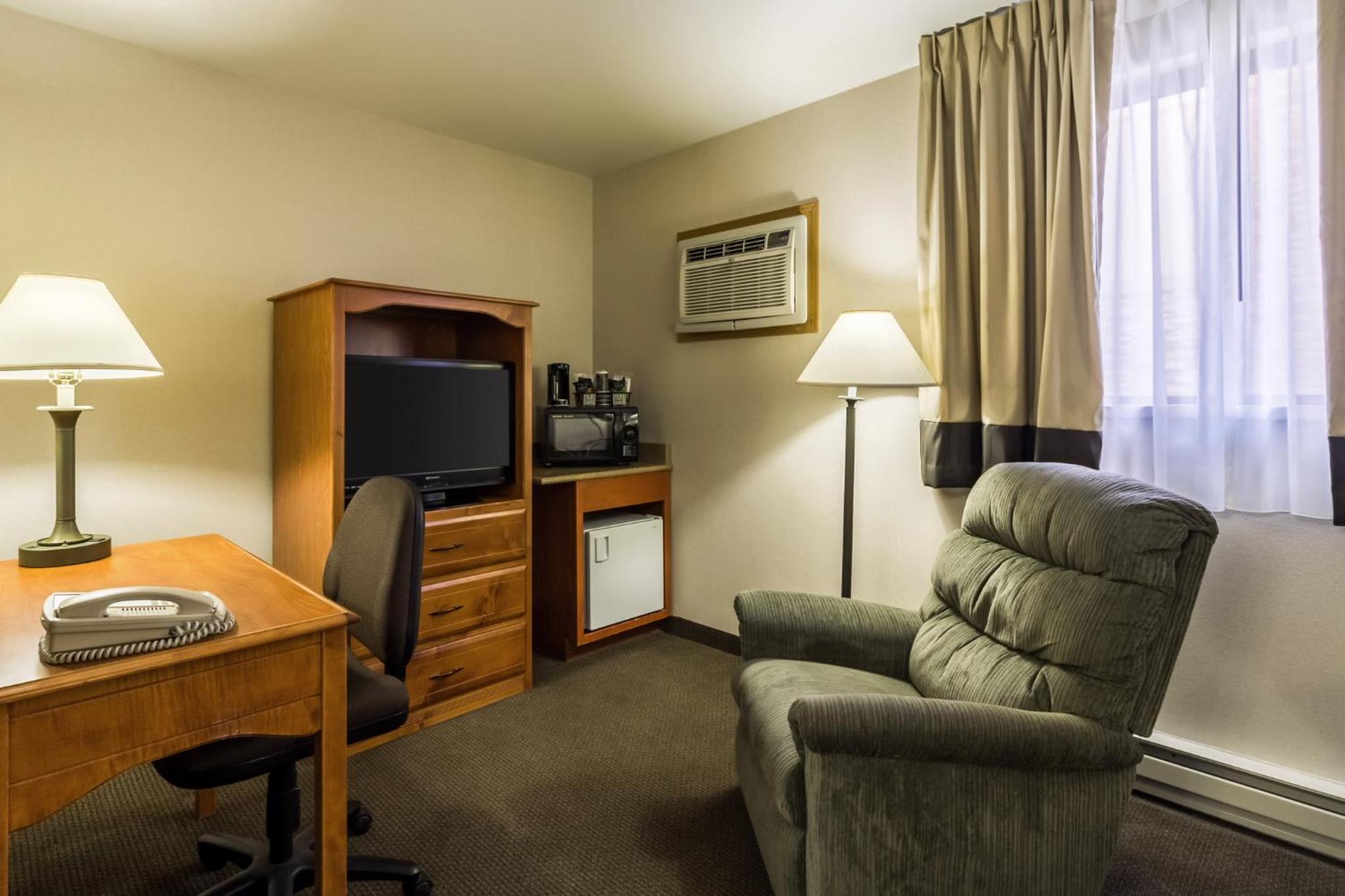 studio 6 minot nd