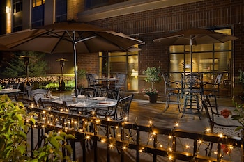 sheraton st paul woodbury hotel