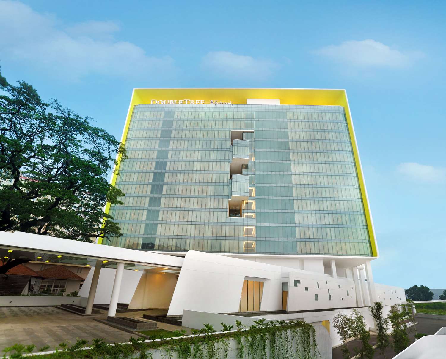 doubletree by hilton jakarta diponegoro