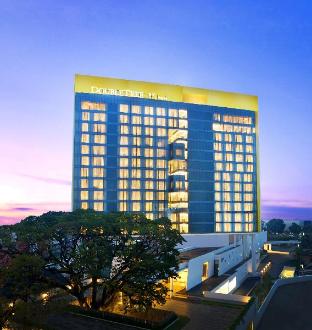 doubletree by hilton jakarta diponegoro