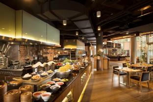 doubletree by hilton jakarta diponegoro