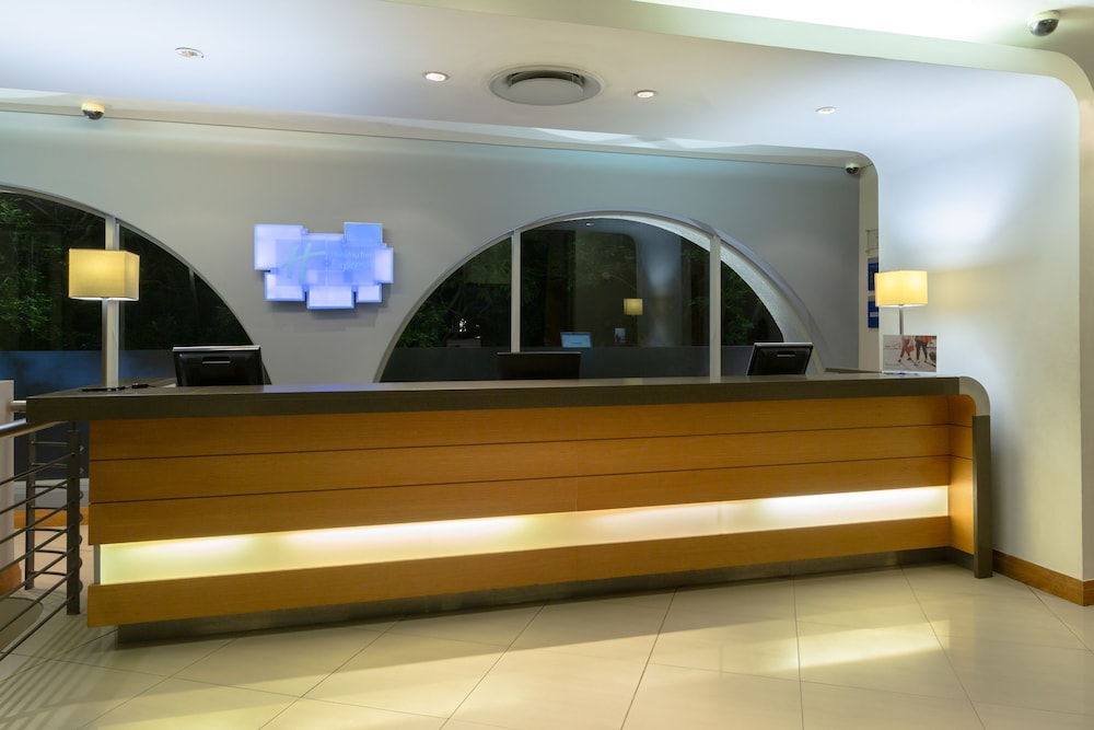 holiday inn express cape town city centre by ihg