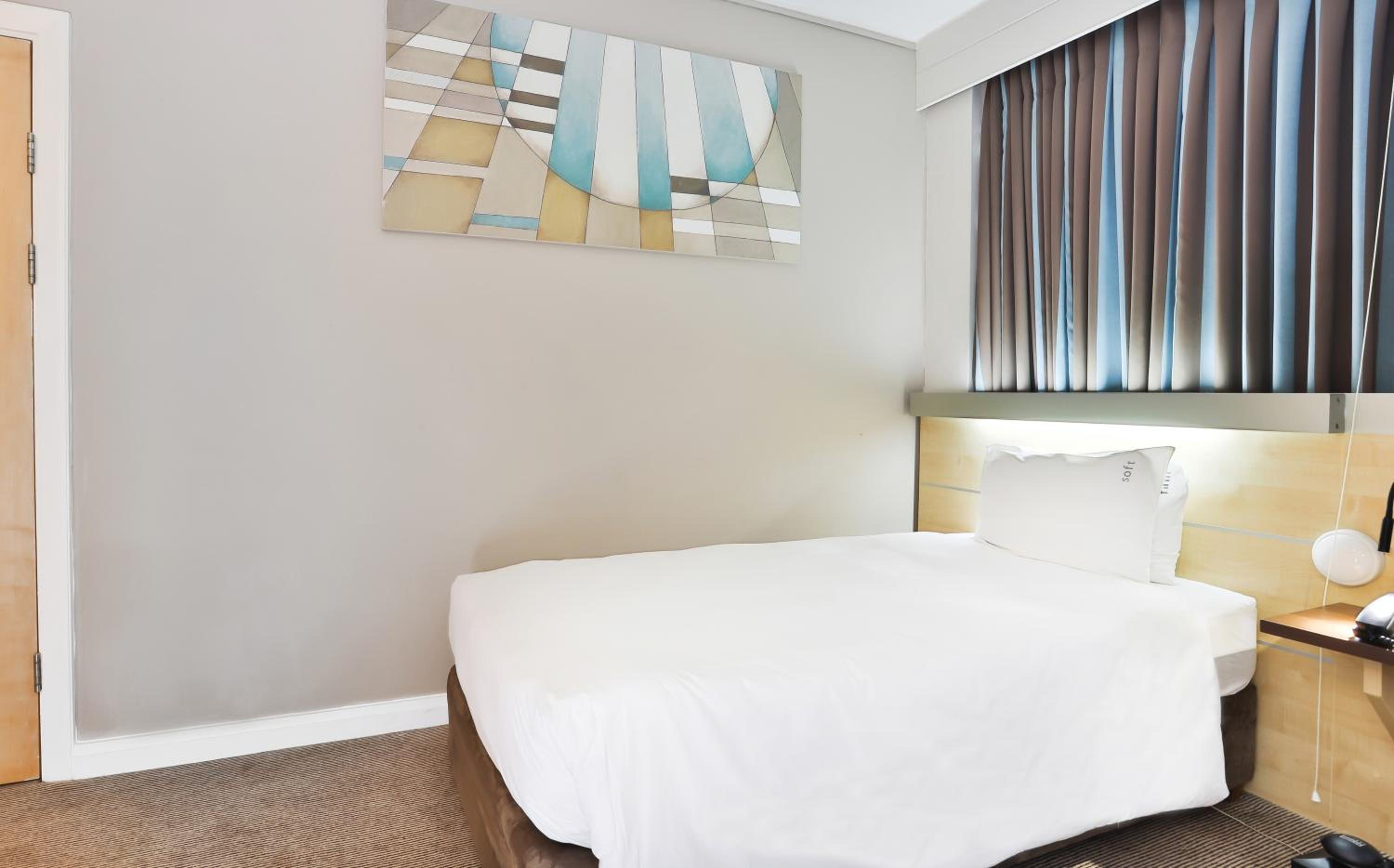 holiday inn express cape town city centre by ihg