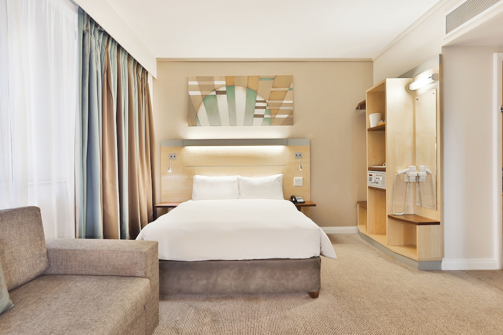 holiday inn express cape town city centre by ihg