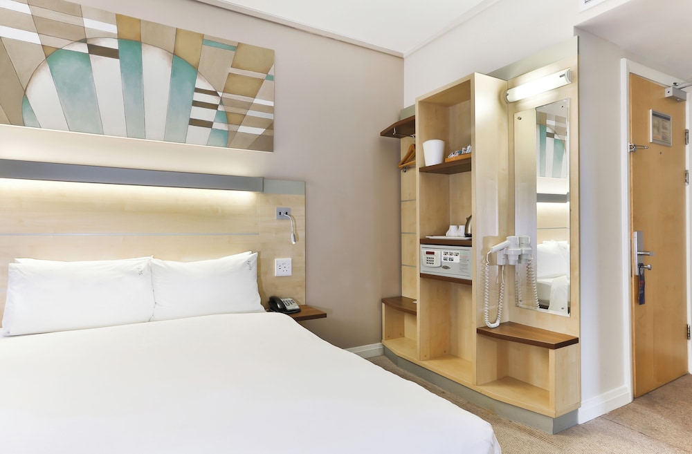 holiday inn express cape town city centre by ihg