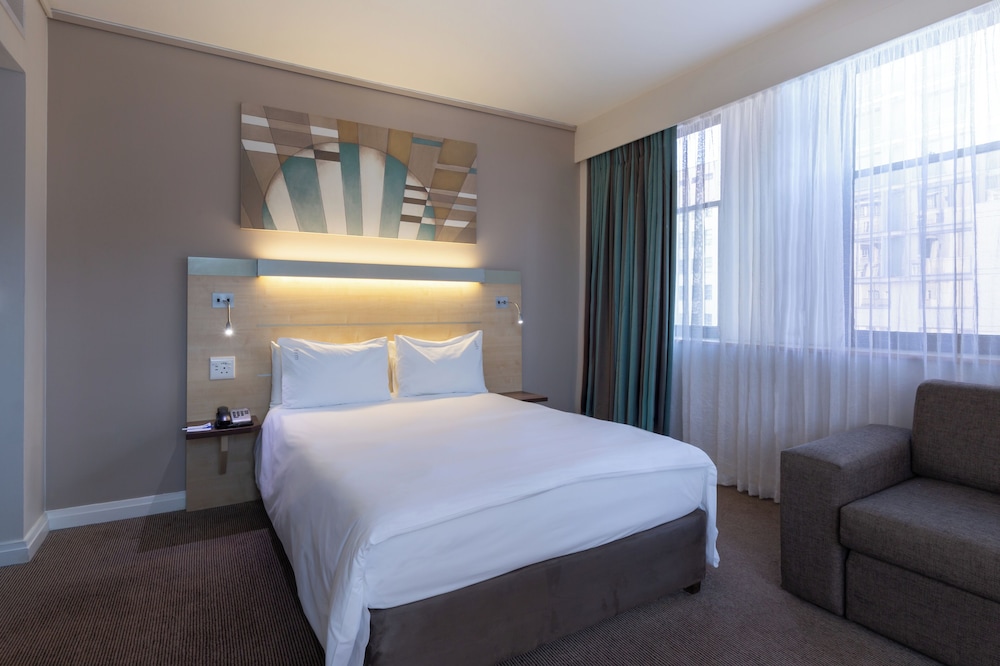 holiday inn express cape town city centre by ihg
