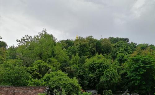 villa merry lao ban aphay