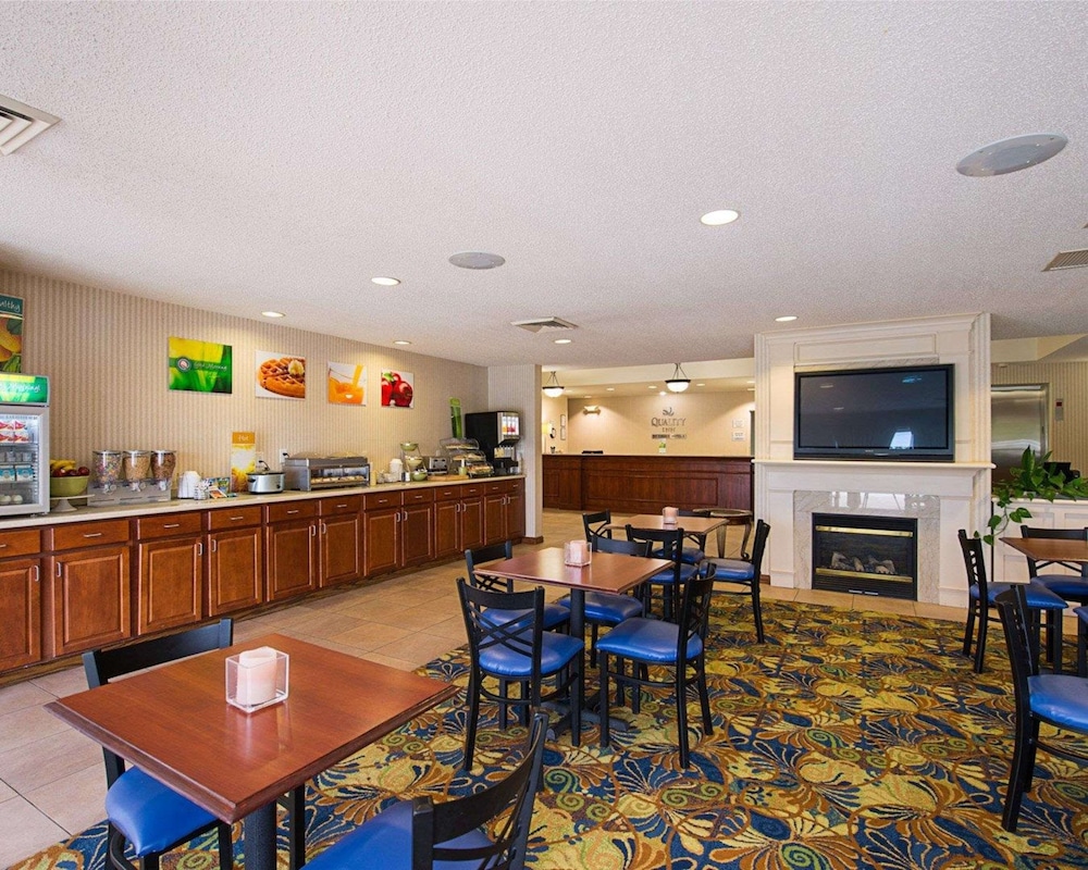 quality inn spring mills martinsburg north
