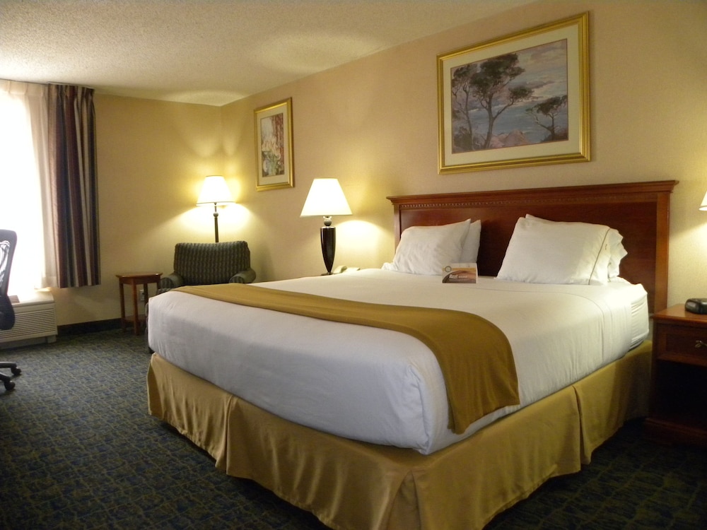 quality inn spring mills martinsburg north