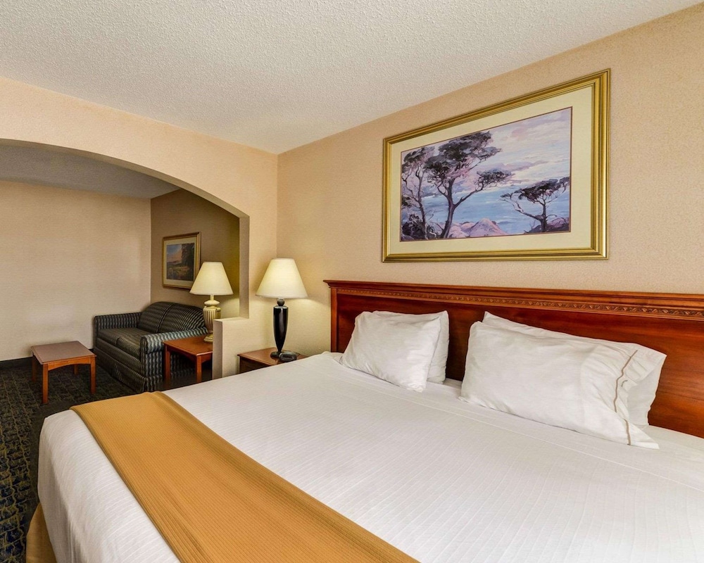 quality inn spring mills martinsburg north