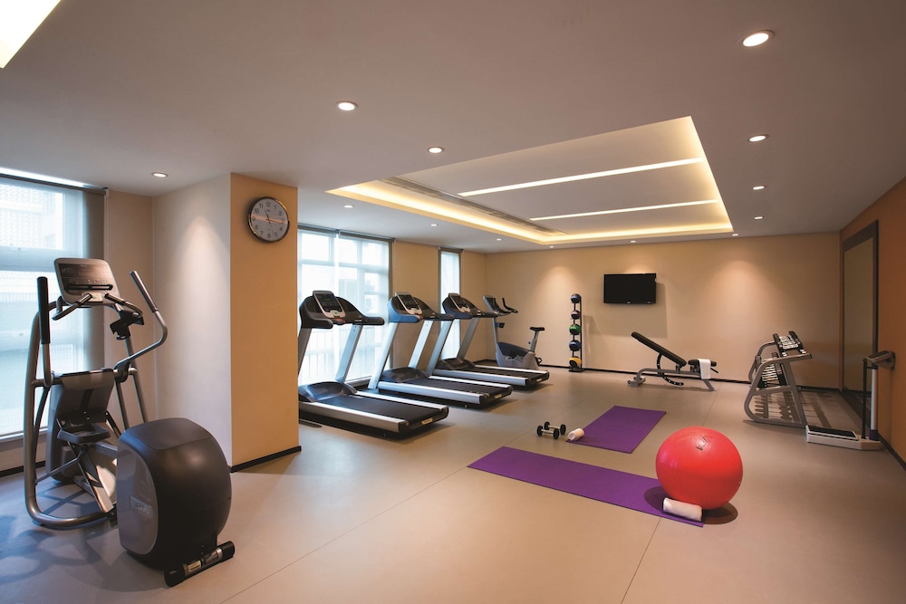 hilton garden inn lijiang