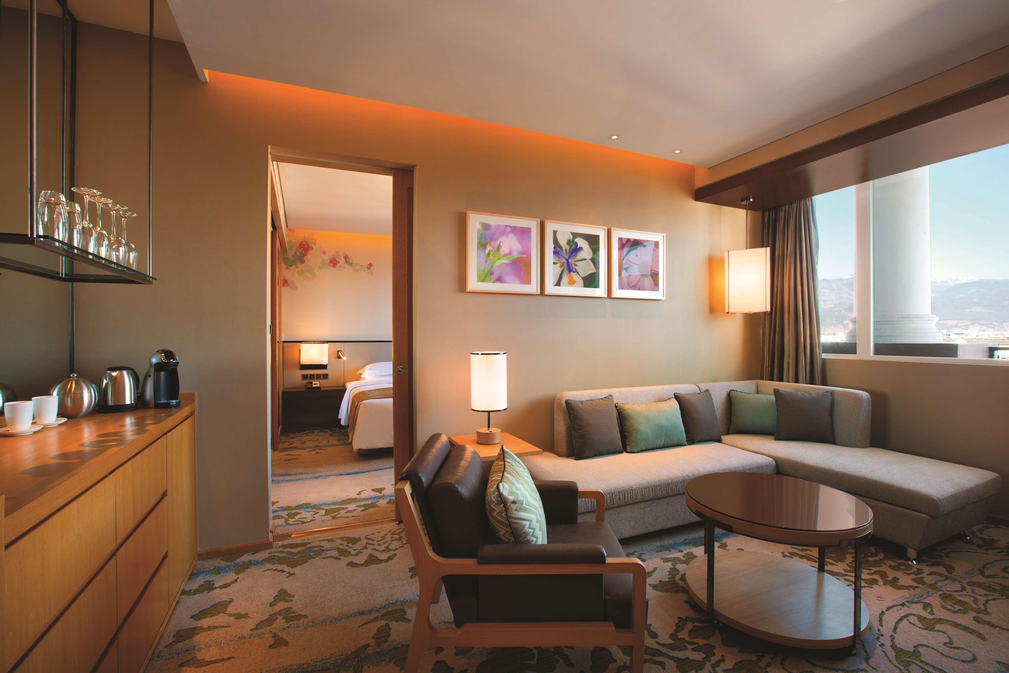 hilton garden inn lijiang