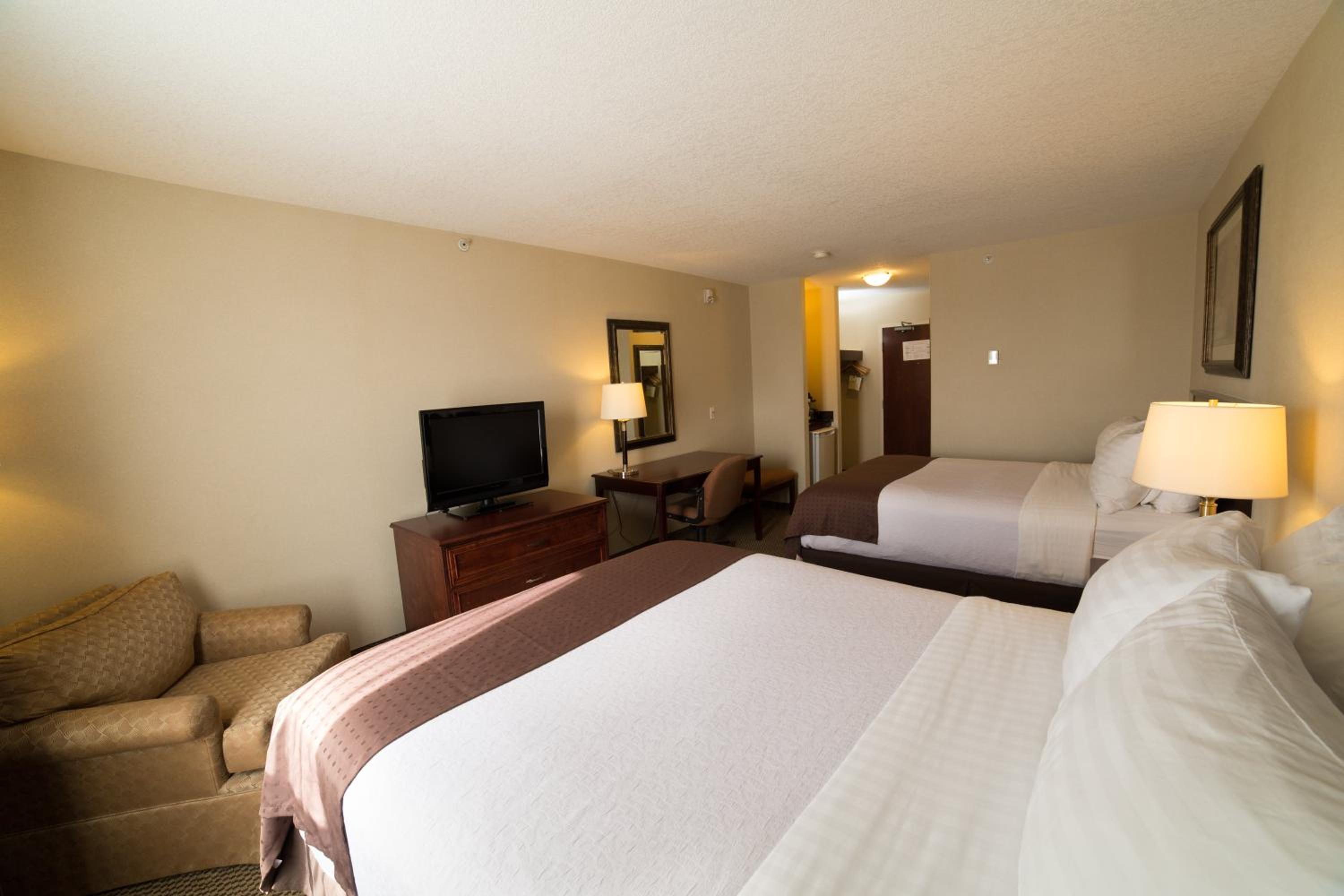 holiday inn hotel and suites lloydminster by ihg