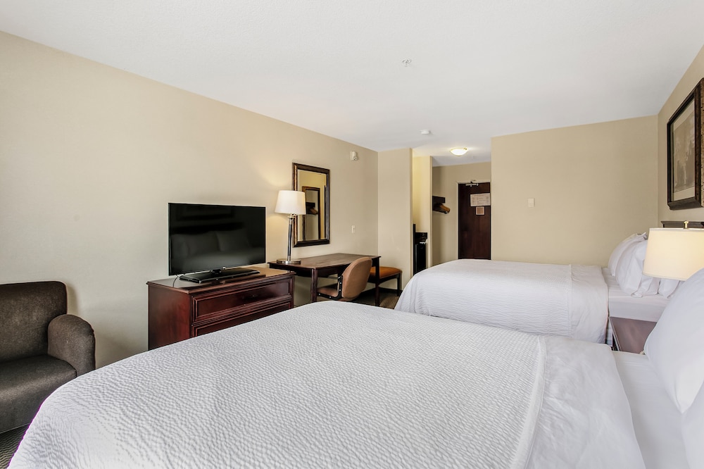 holiday inn hotel and suites lloydminster by ihg