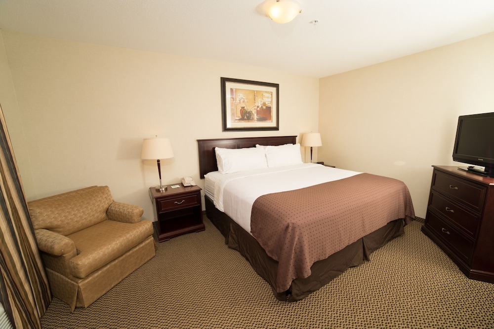 holiday inn hotel and suites lloydminster by ihg