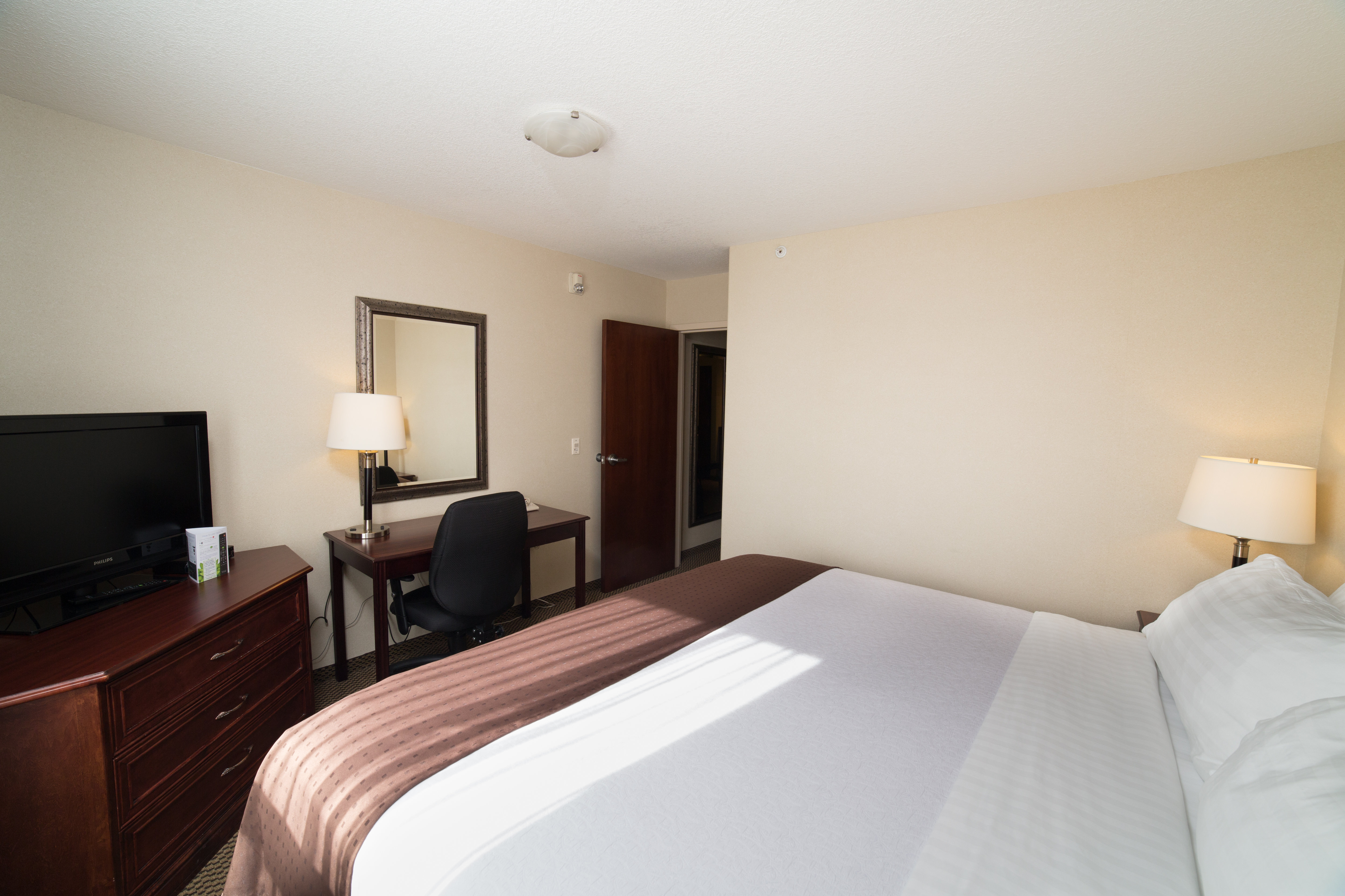 holiday inn hotel and suites lloydminster by ihg