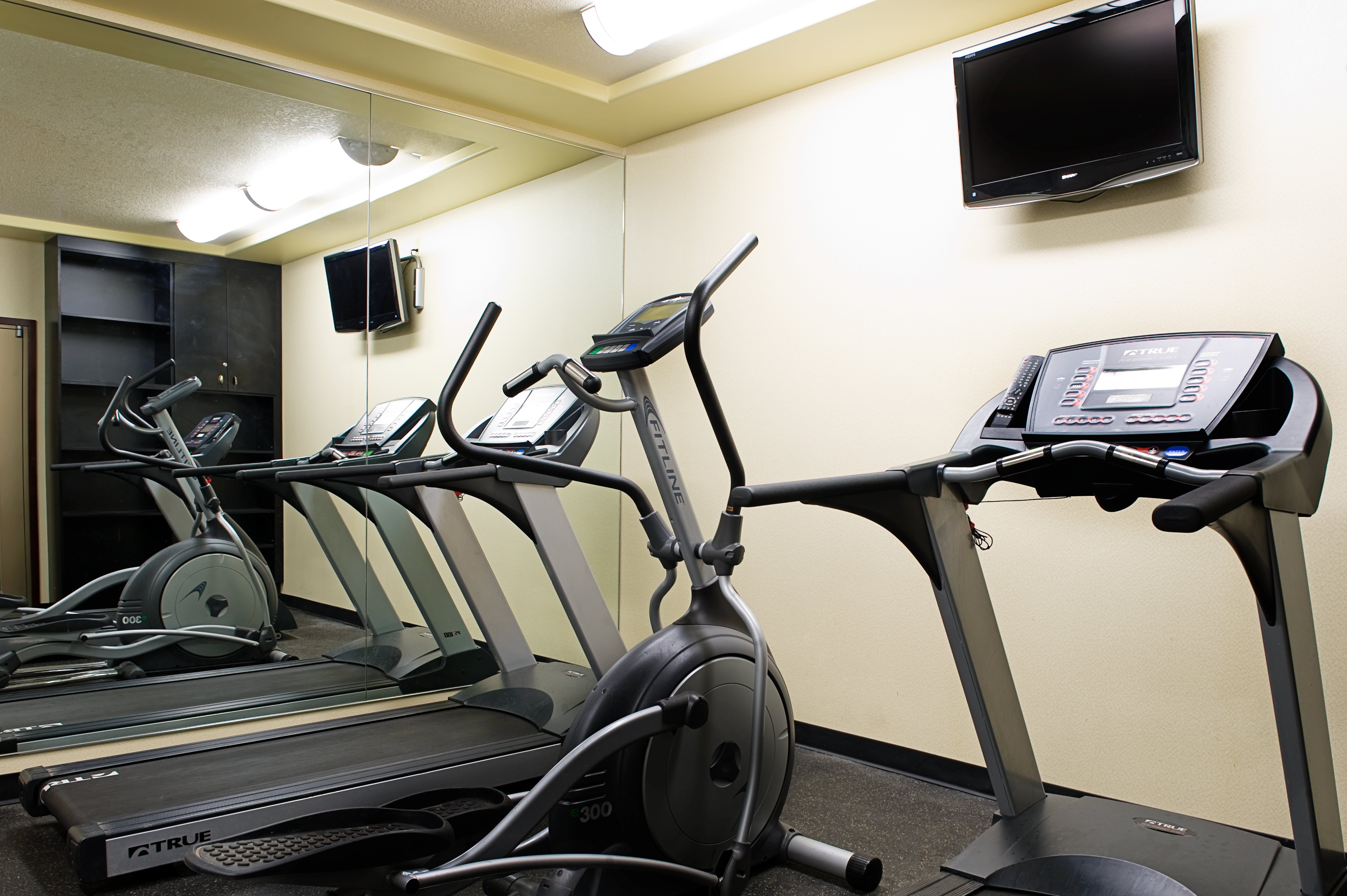 holiday inn hotel and suites lloydminster by ihg