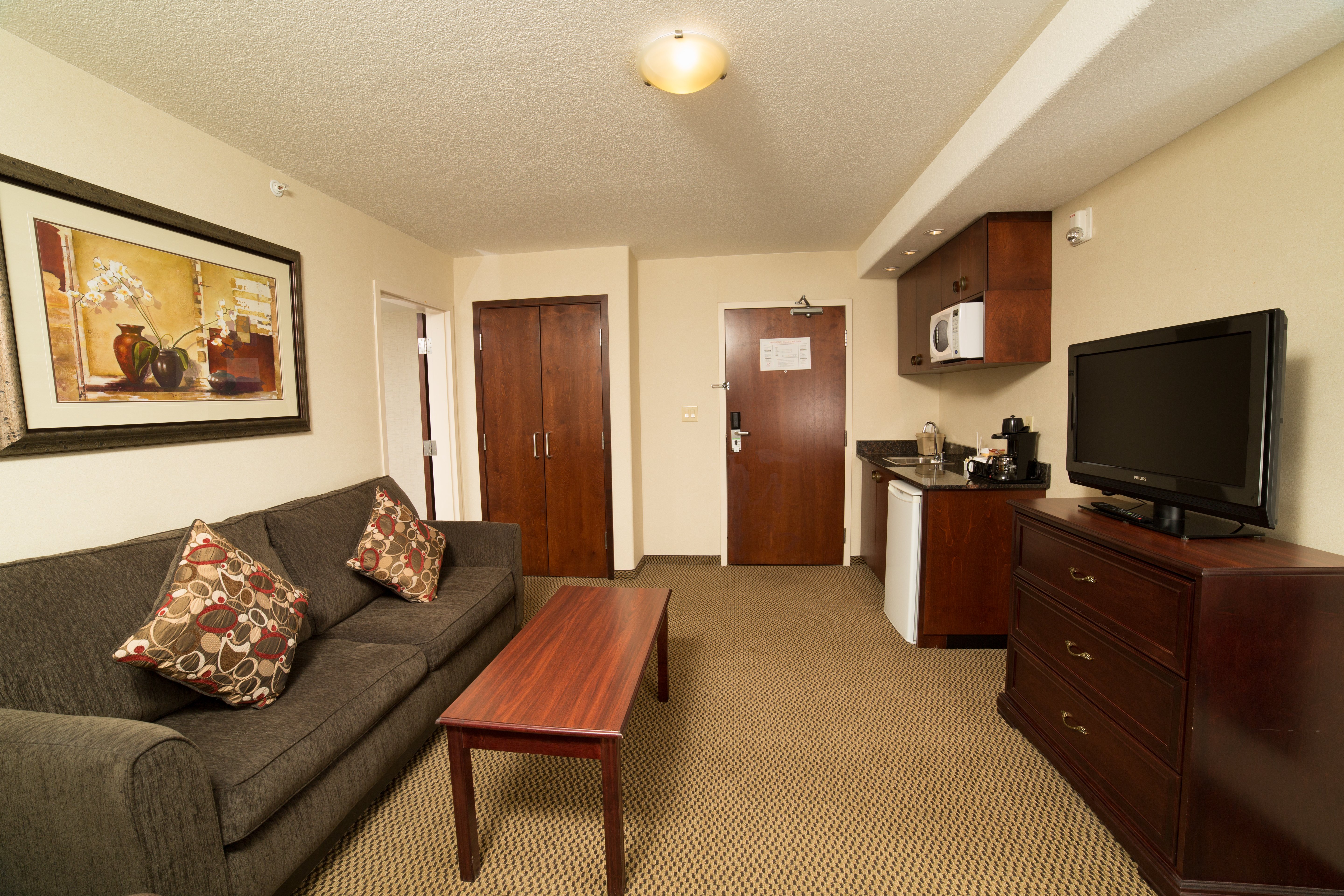 holiday inn hotel and suites lloydminster by ihg