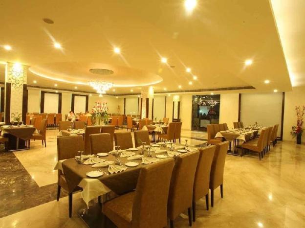 wingston a treehouse hotel goverdhan