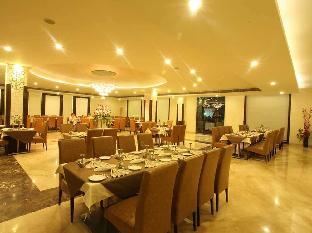 wingston a treehouse hotel goverdhan