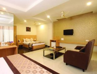 wingston a treehouse hotel goverdhan