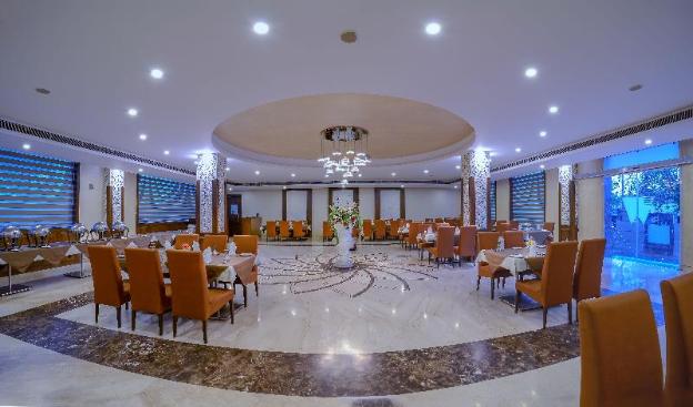 wingston a treehouse hotel goverdhan