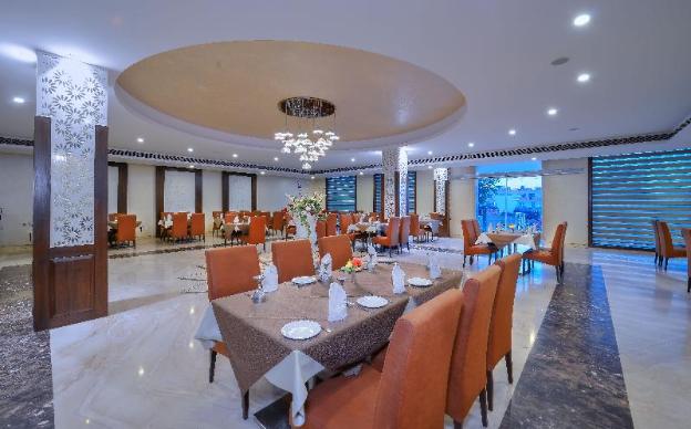 wingston a treehouse hotel goverdhan