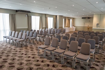 holiday inn leeds garforth an ihg hotel