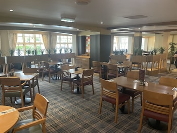 britannia airport inn manchester
