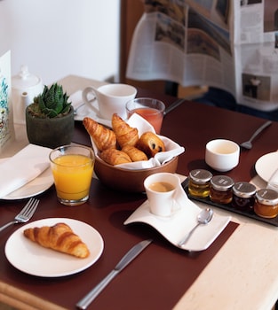 grand hotel champs elysees