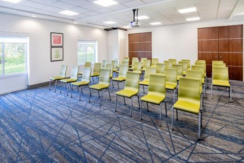 holiday inn express denver north thornton