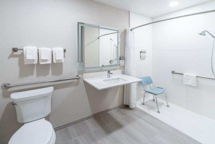 holiday inn express denver north thornton