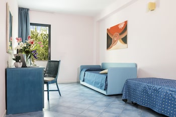 club giardini doriente village