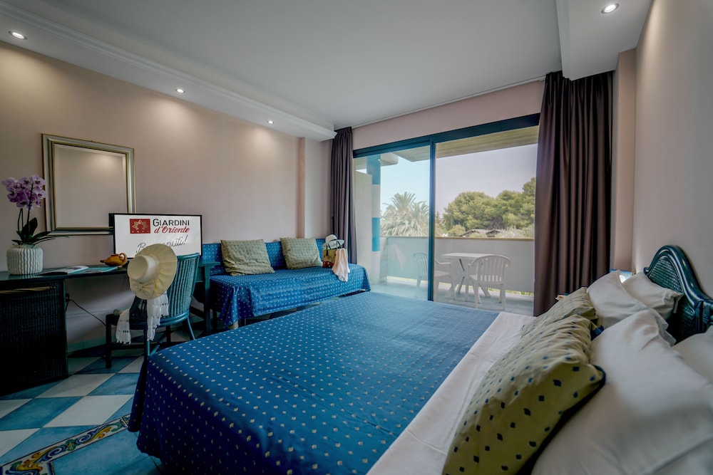 club giardini doriente village
