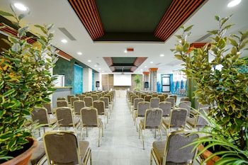 club giardini doriente village