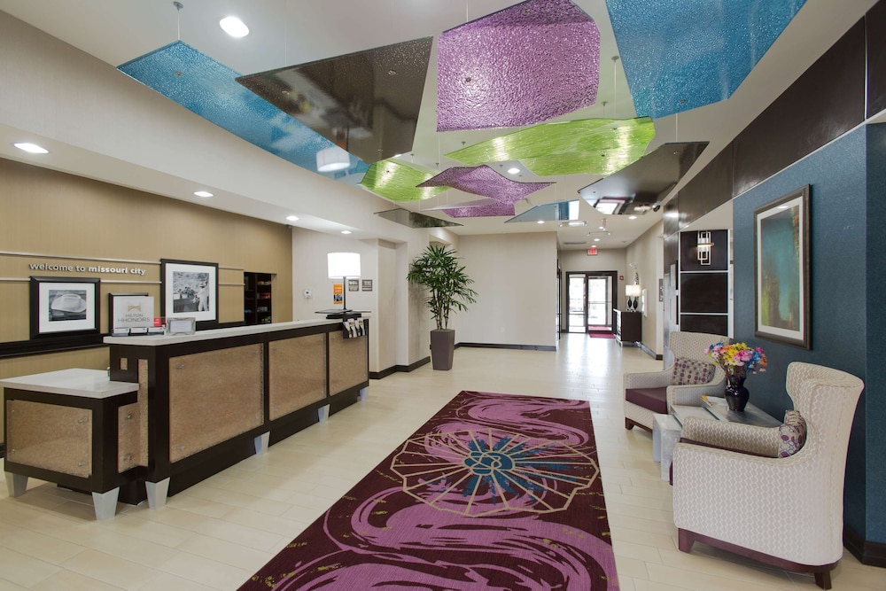 hampton inn and suites missouri city tx