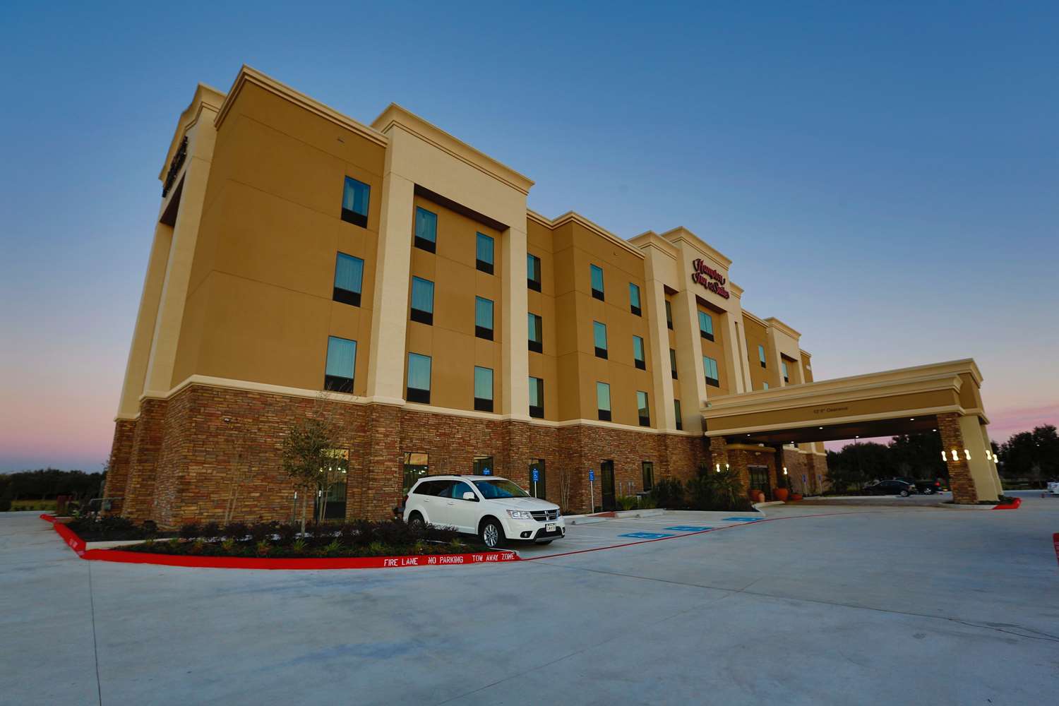 hampton inn and suites missouri city tx