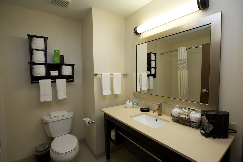 hampton inn and suites missouri city tx