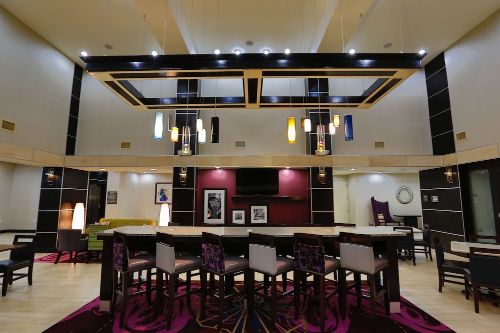 hampton inn and suites missouri city tx