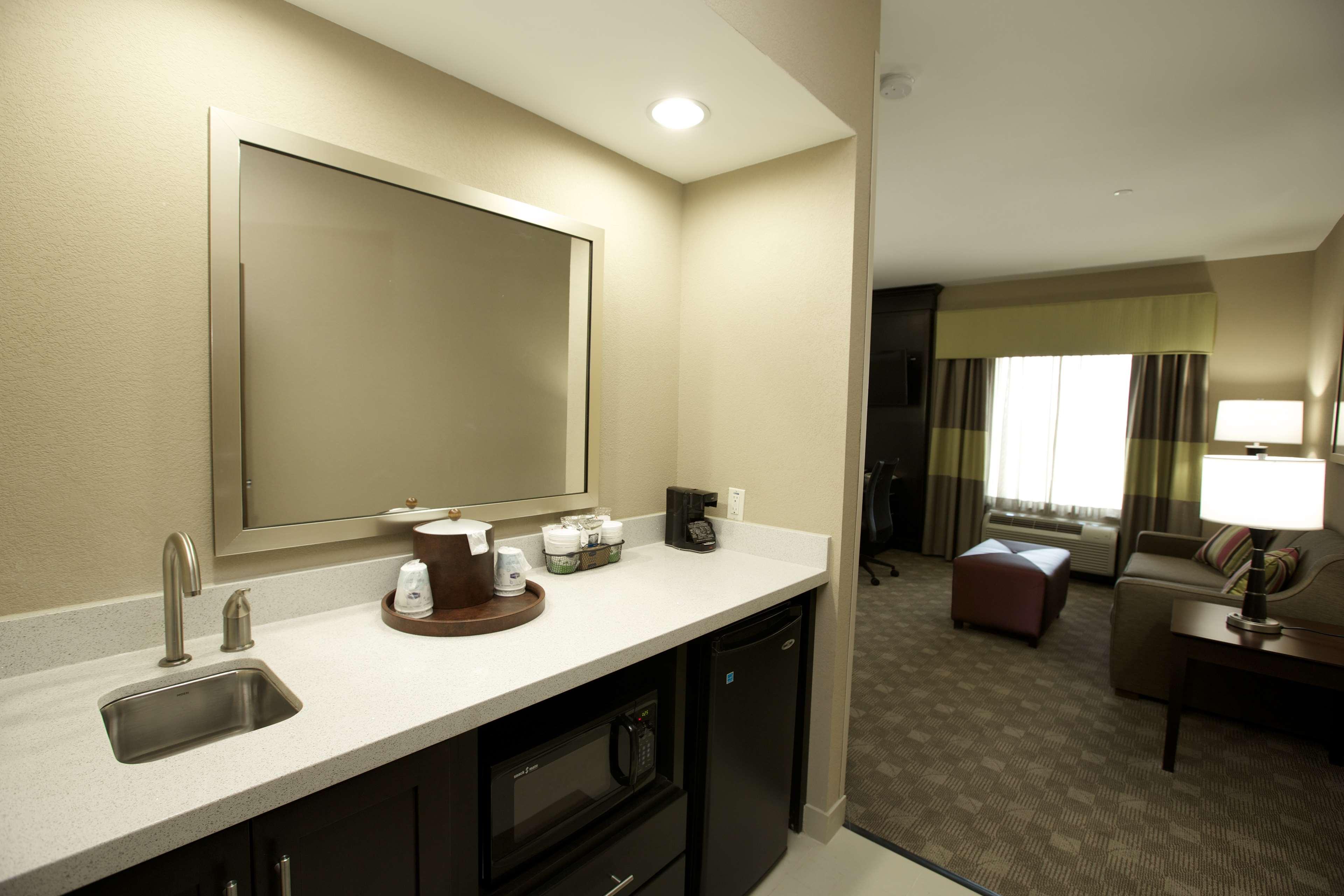 hampton inn and suites missouri city tx